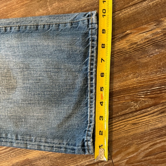 Guess Jeans - Picture 3 of 5